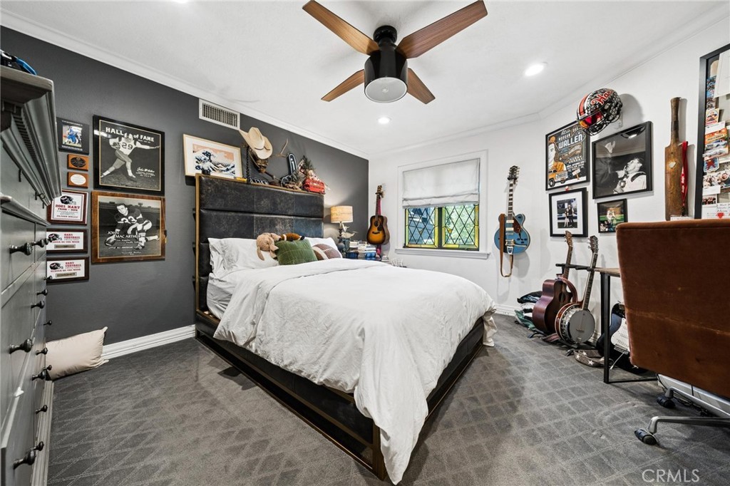 Canyon Country, California, 91387, United States, 5 Bedrooms Bedrooms, ,5 BathroomsBathrooms,Residential,Active,2037136