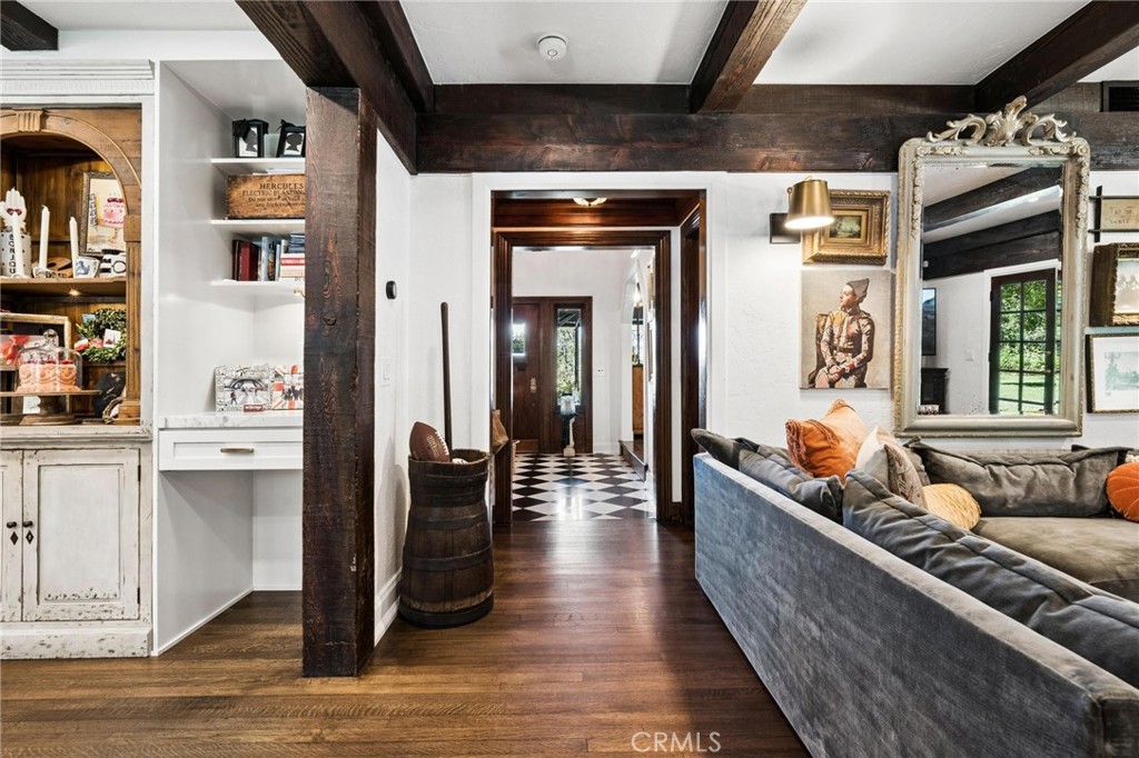 Canyon Country, California, 91387, United States, 5 Bedrooms Bedrooms, ,5 BathroomsBathrooms,Residential,Active,2037136