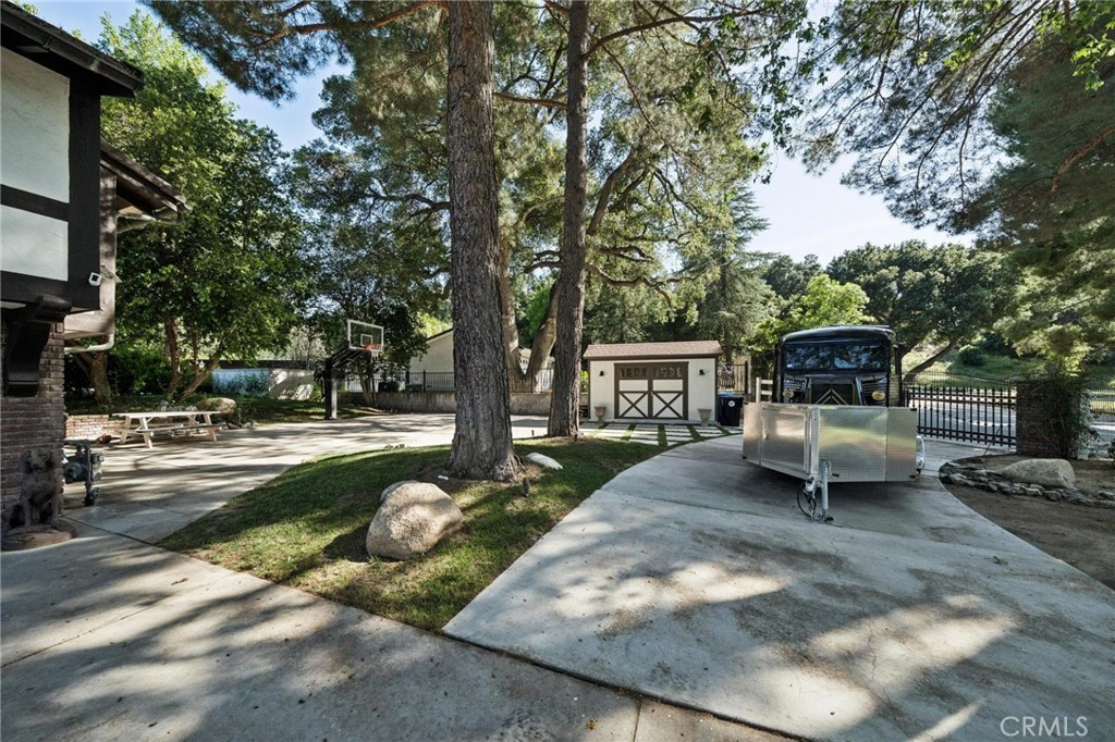 Canyon Country, California, 91387, United States, 5 Bedrooms Bedrooms, ,5 BathroomsBathrooms,Residential,Active,2037136