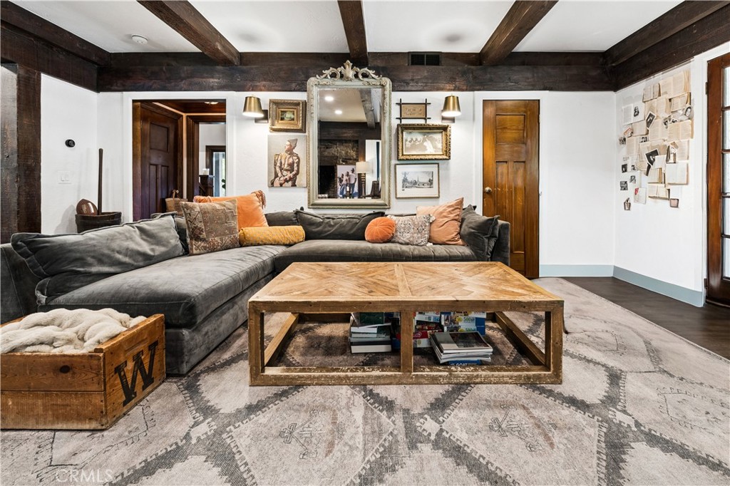 Canyon Country, California, 91387, United States, 5 Bedrooms Bedrooms, ,5 BathroomsBathrooms,Residential,Active,2037136