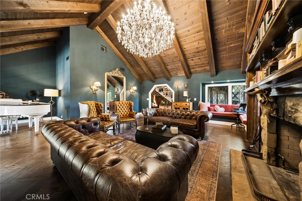 Canyon Country, California, 91387, United States, 5 Bedrooms Bedrooms, ,5 BathroomsBathrooms,Residential,Active,2037136