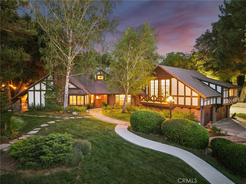 Canyon Country, California, 91387, United States, 5 Bedrooms Bedrooms, ,5 BathroomsBathrooms,Residential,Active,2037136