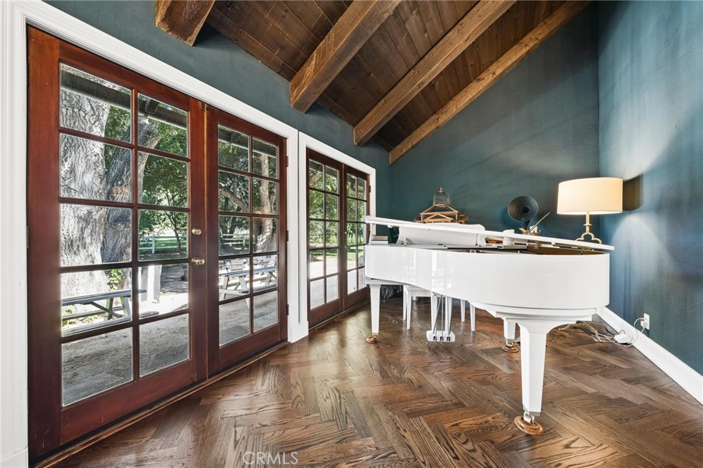 Canyon Country, California, 91387, United States, 5 Bedrooms Bedrooms, ,5 BathroomsBathrooms,Residential,Active,2037136