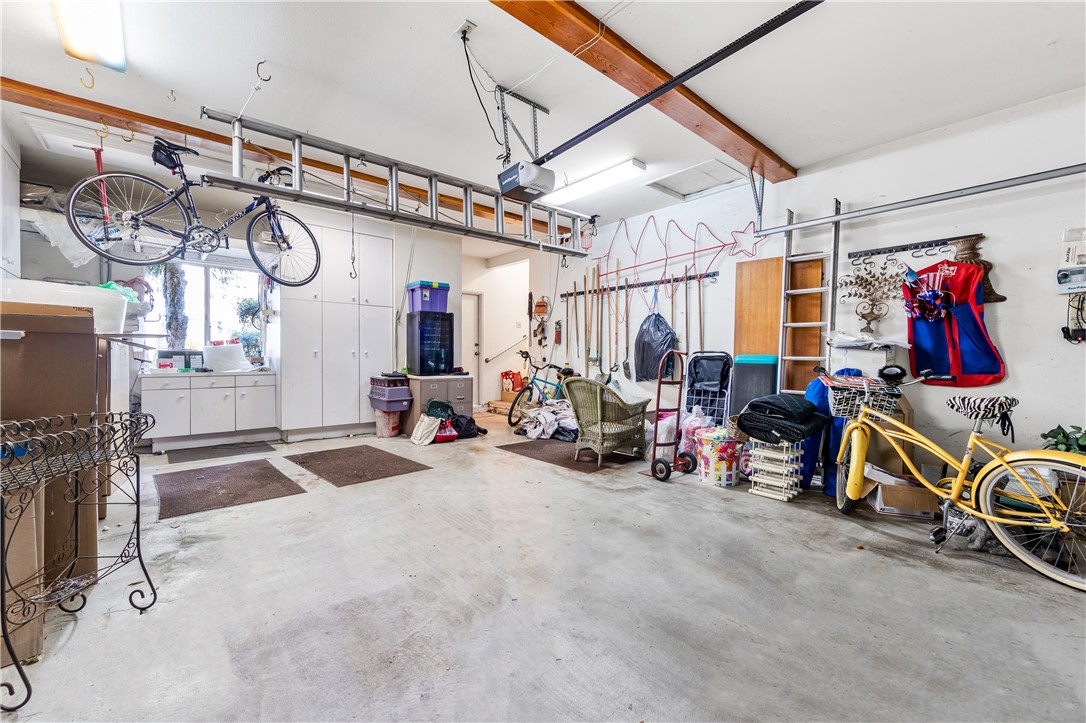 Alamitos Heights (AH) - Residential