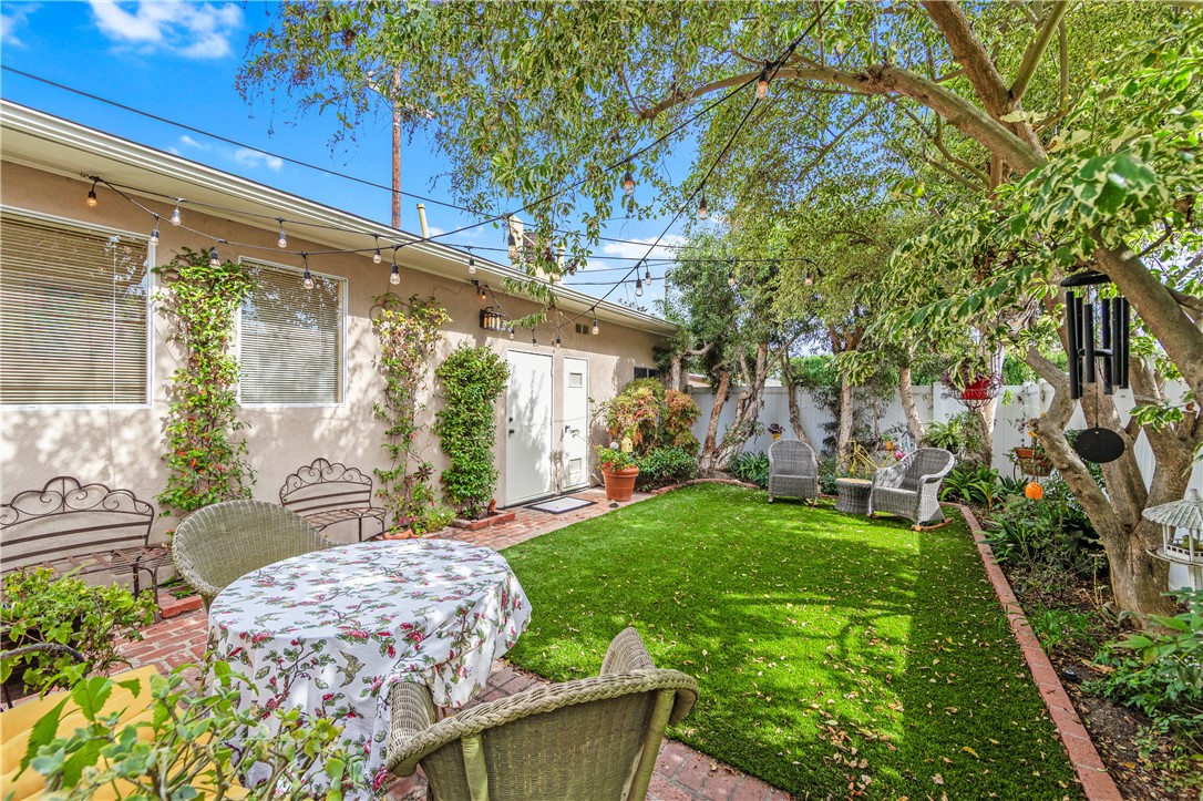 Alamitos Heights (AH) - Residential