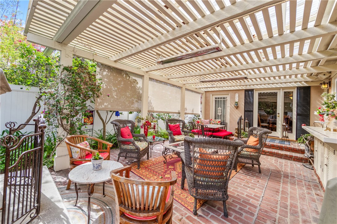 Alamitos Heights (AH) - Residential