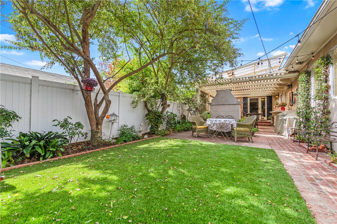 Alamitos Heights (AH) - Residential