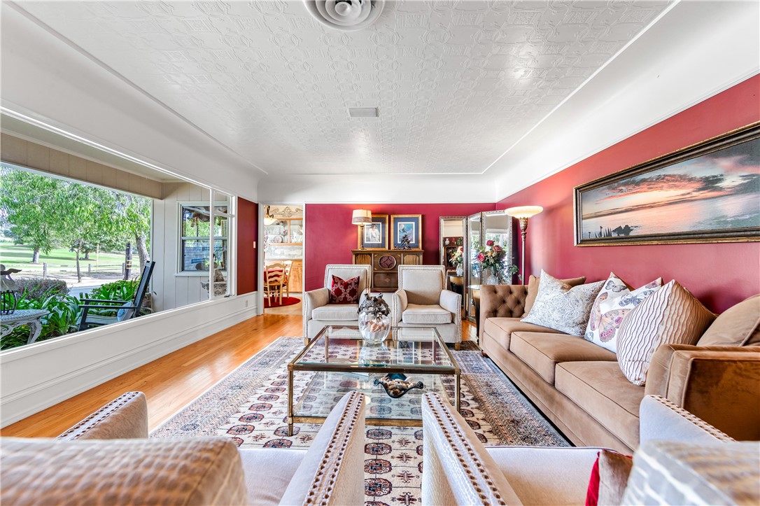 Alamitos Heights (AH) - Residential