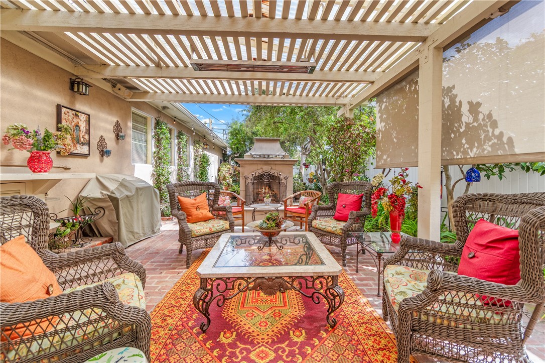 Alamitos Heights (AH) - Residential
