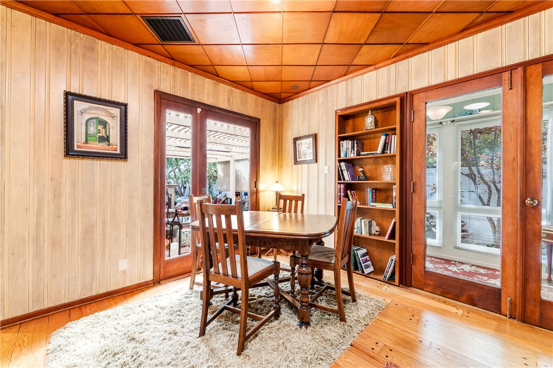 Alamitos Heights (AH) - Residential