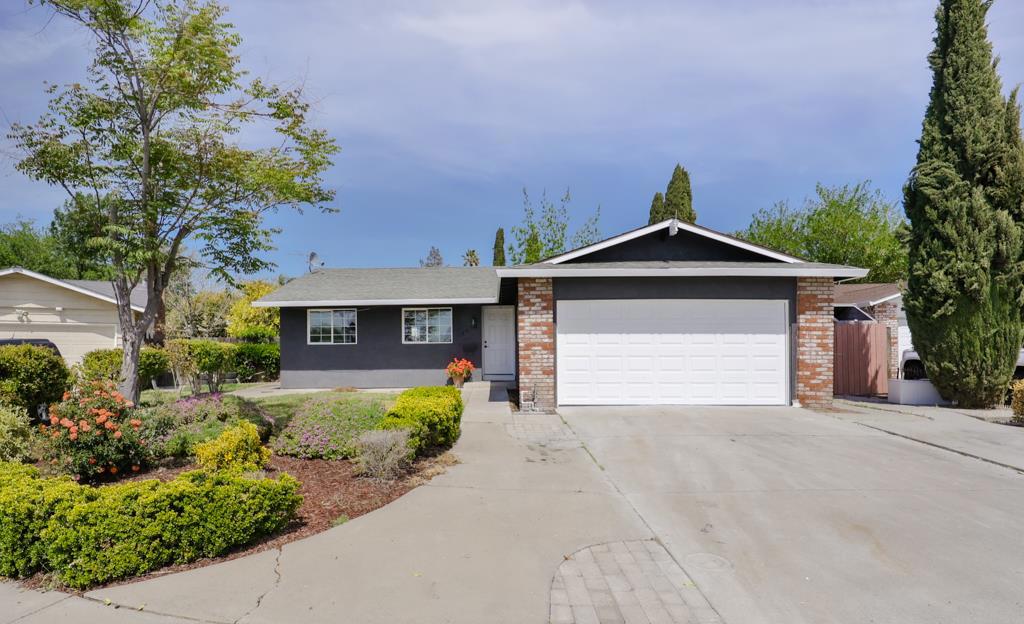 A must-see! Qualify for Citi home run 10% down no MI loan. Great Move in ready 4bed 2bath single home located in a better neighborhood of east san jose! Sunny & bright. 6911sf lot. Fully updated and like new. Modern kitchen, white cabinets (not painted), big island, and lots of counter space. Open floor plan, kitchen overlooking the living.Brand new stainless refrigerator, stove, hood & dishwasher. Cozy Electric fireplace with remote control. Good bedroom size, with an extra large room in the back with a permit (4th bed) able to direct access to the backyard & potential to be an in-law unit or ADU. Updated baths, new vanity, luxury large rain shower with 2nd handset. Central HVAC. Level-5 new wall texture. Fresh paint in & out. Beautiful front yard with wider driveway for more cars. Great cul-de-sac location with no through traffic.Peaceful neighbors. Near schools, restaurants, shopping centers, and parks. Easy commute to Capitol Expy, 680/280/101/87. Don't miss this!