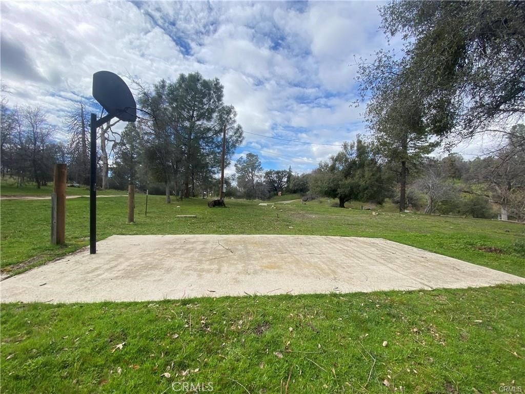 56446 Road 200
