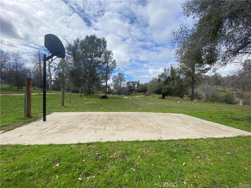 56446 Road 200