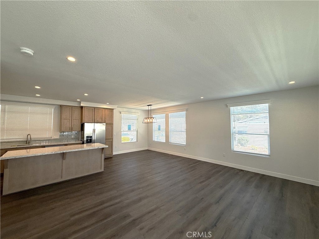 929 E Foothill Boulevard 13
