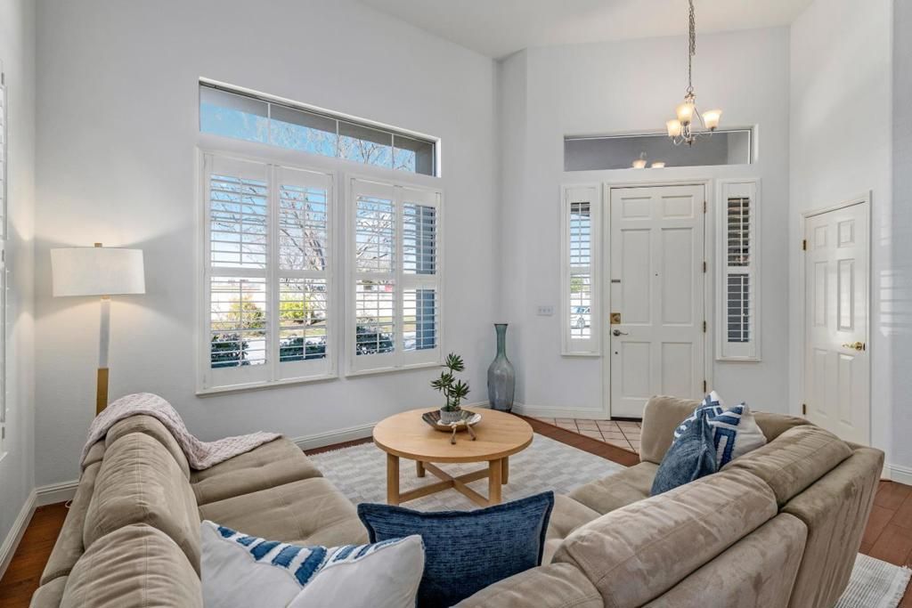 Photo of 1544 Bouchard Drive, San Jose, CA 95118 (MLS # ML82033772)