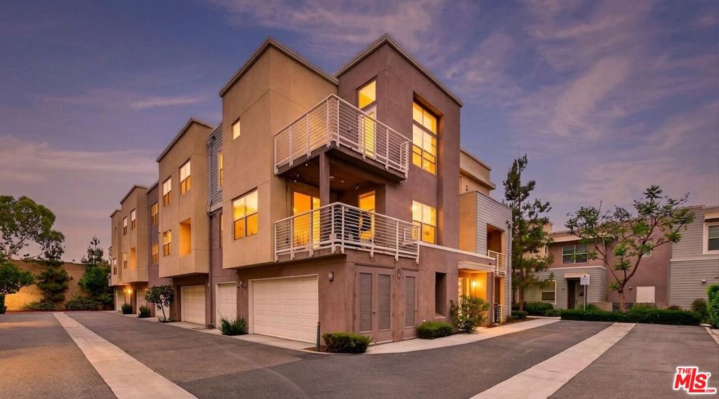 676 Colorado Circle, Carson CA 90745