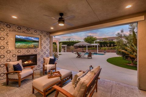 2872 LIVERY PLACE Escondido CA 92029