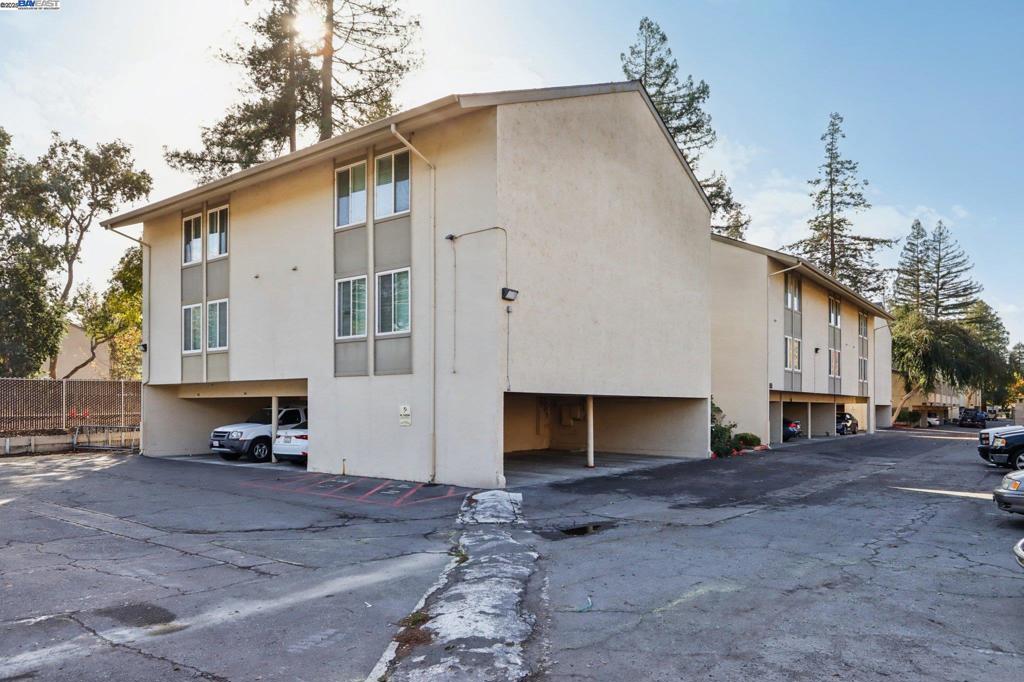 WALNUT CREEK - Residential