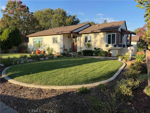 Photo of 904 N 2nd Avenue, Upland, CA 91786 (MLS # CV26205433)