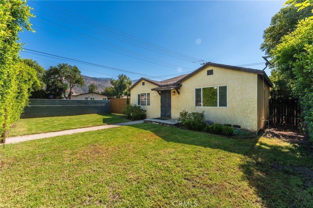 4793 Acacia