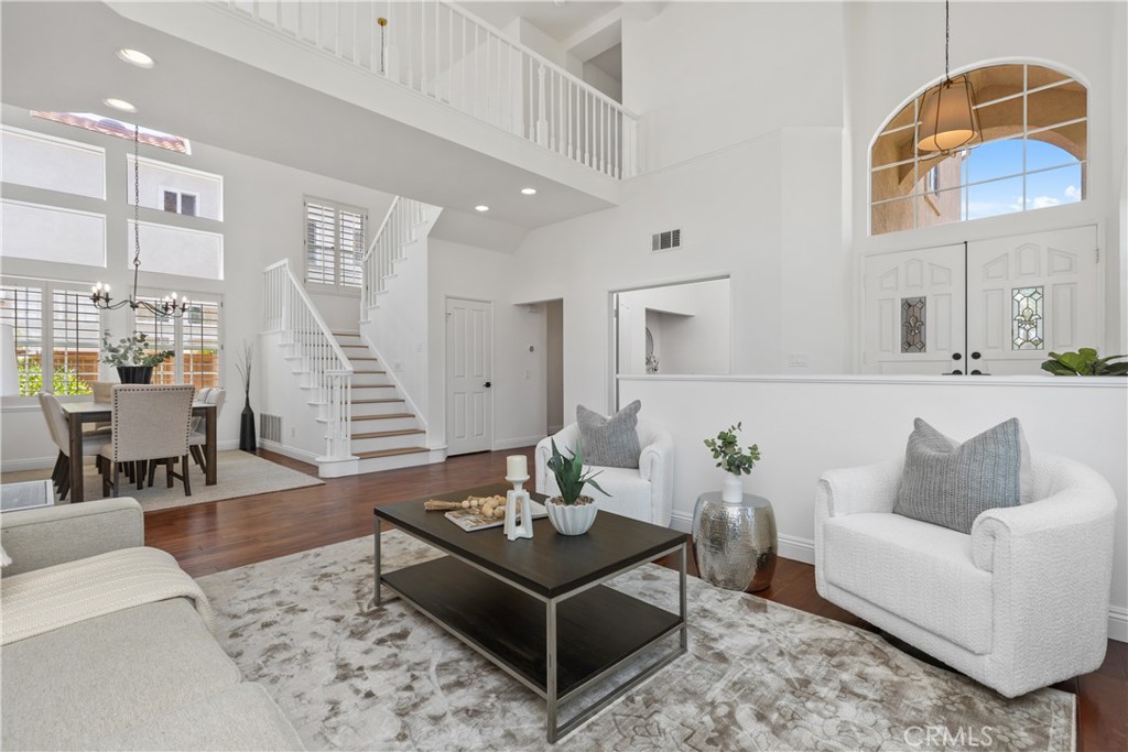 25082 Eaton Lane