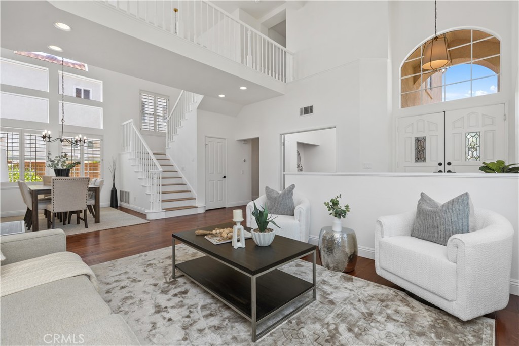 25082 Eaton Lane