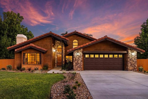 Photo of 23549 Oriente Way WAY, Ramona, CA 92065 (MLS # 260013319SD)