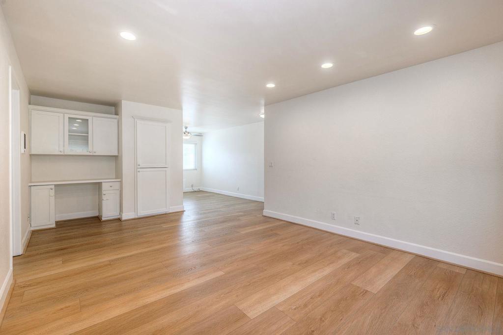 La Mesa - Residential