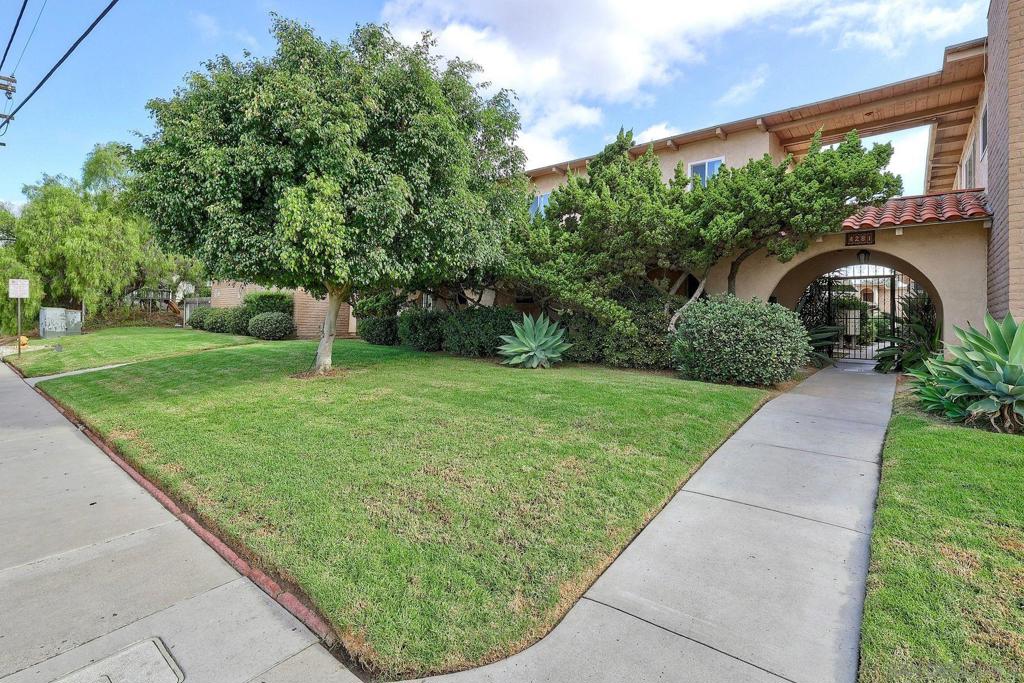La Mesa - Residential