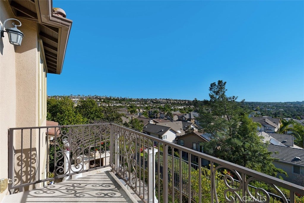 27683 Manor Hill Road
