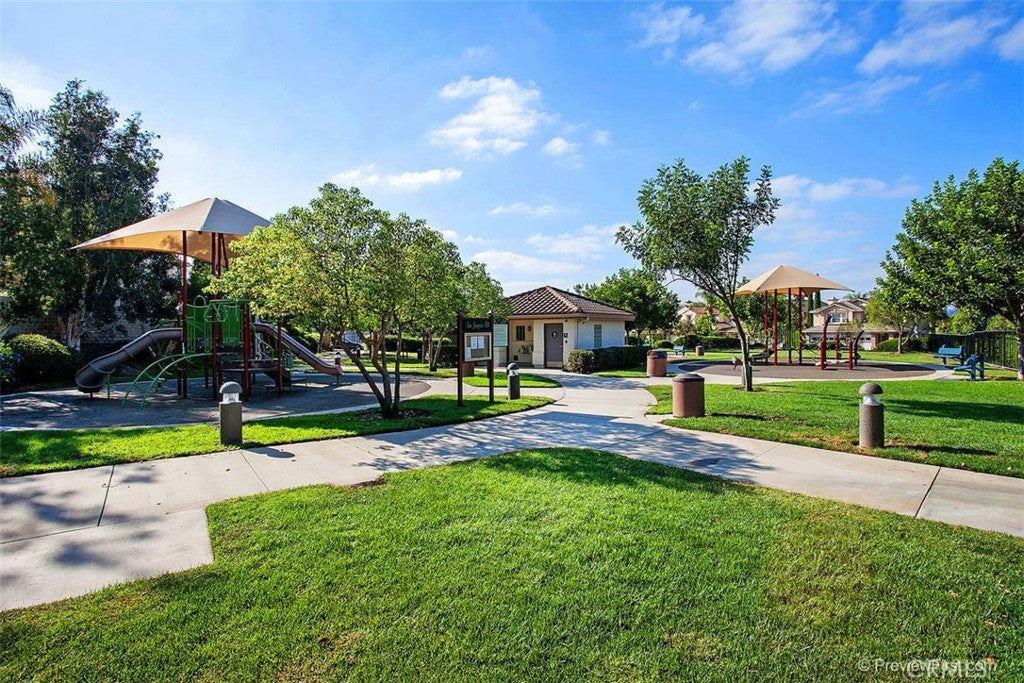 27683 Manor Hill Road, Laguna Niguel CA 92677 - Photo 13