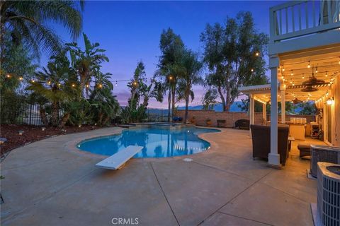 Photo of 43084 Knightsbridge Way, Temecula, CA 92592 (MLS # SW26047154)