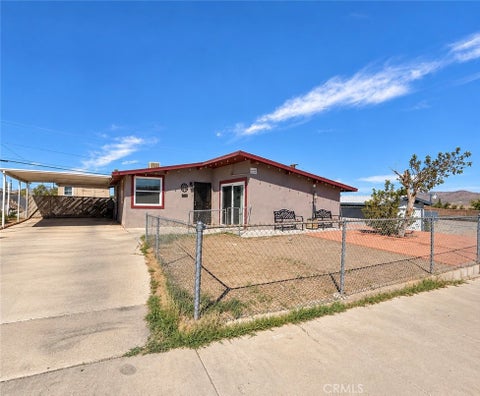 Photo of 550 S Muriel DR, Barstow, CA 92311 (MLS # CV26220214)