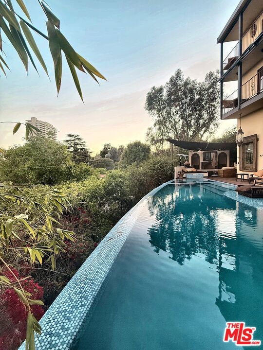9140 St Ives Drive, Los Angeles CA 90069