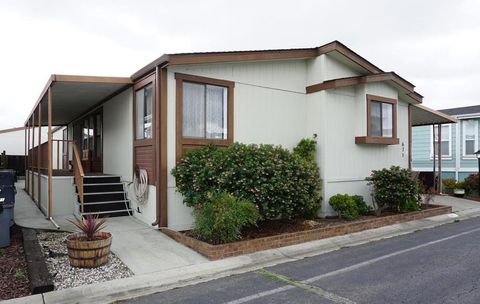 Photo of 1225 Vienna Drive, Sunnyvale, CA 94089 (MLS # ML82046423)