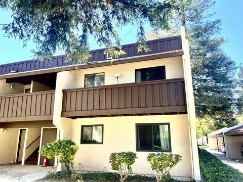 Photo of 1001 E Evelyn Terrace #132, Sunnyvale, CA 94086 (MLS # ML82048458)