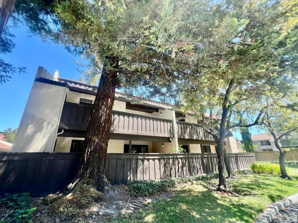 1001 E Evelyn Terrace 132