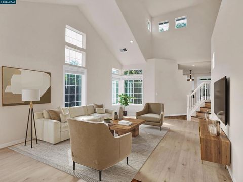 Photo of 1015 Dellwood Ct Ct, Brentwood, CA 94513 (MLS # 41129781)