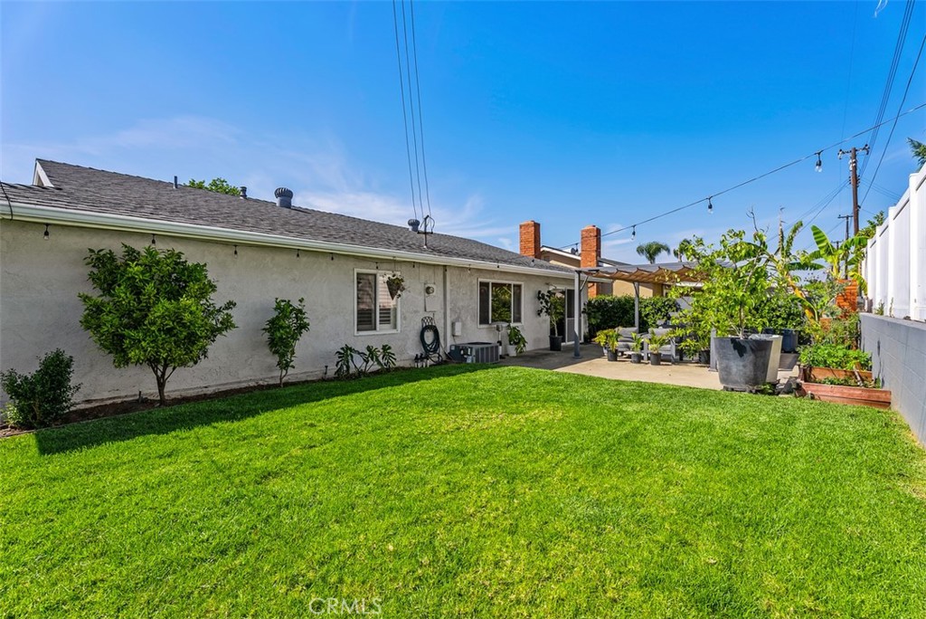 279 N Sacramento Street