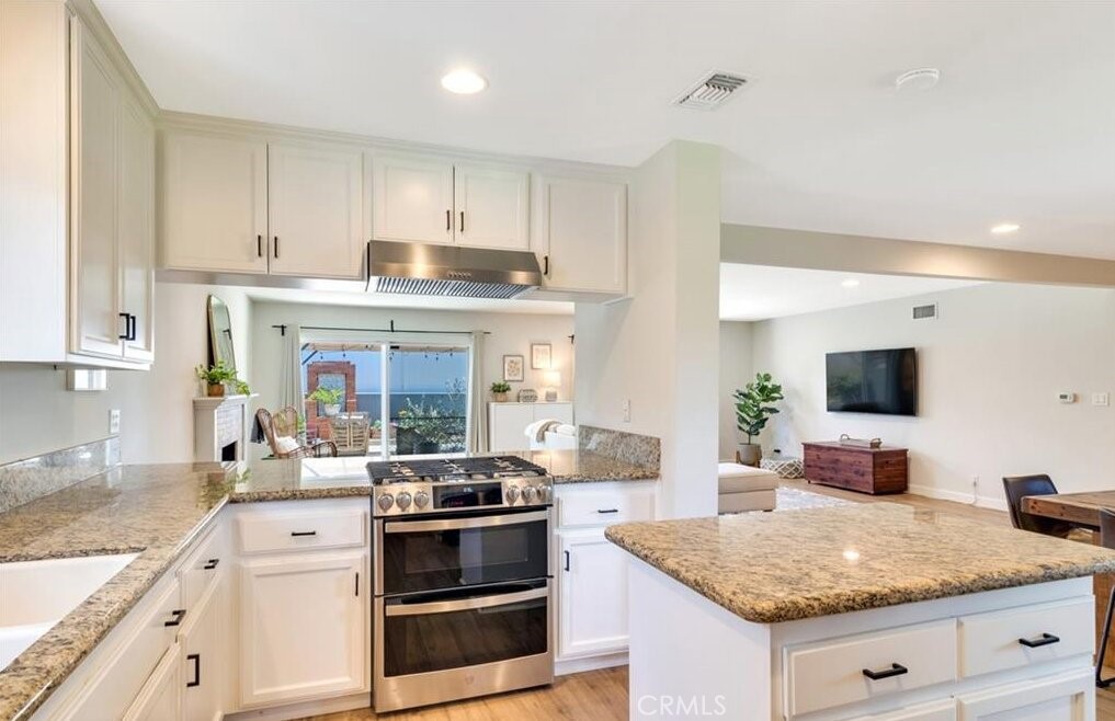 279 N Sacramento Street