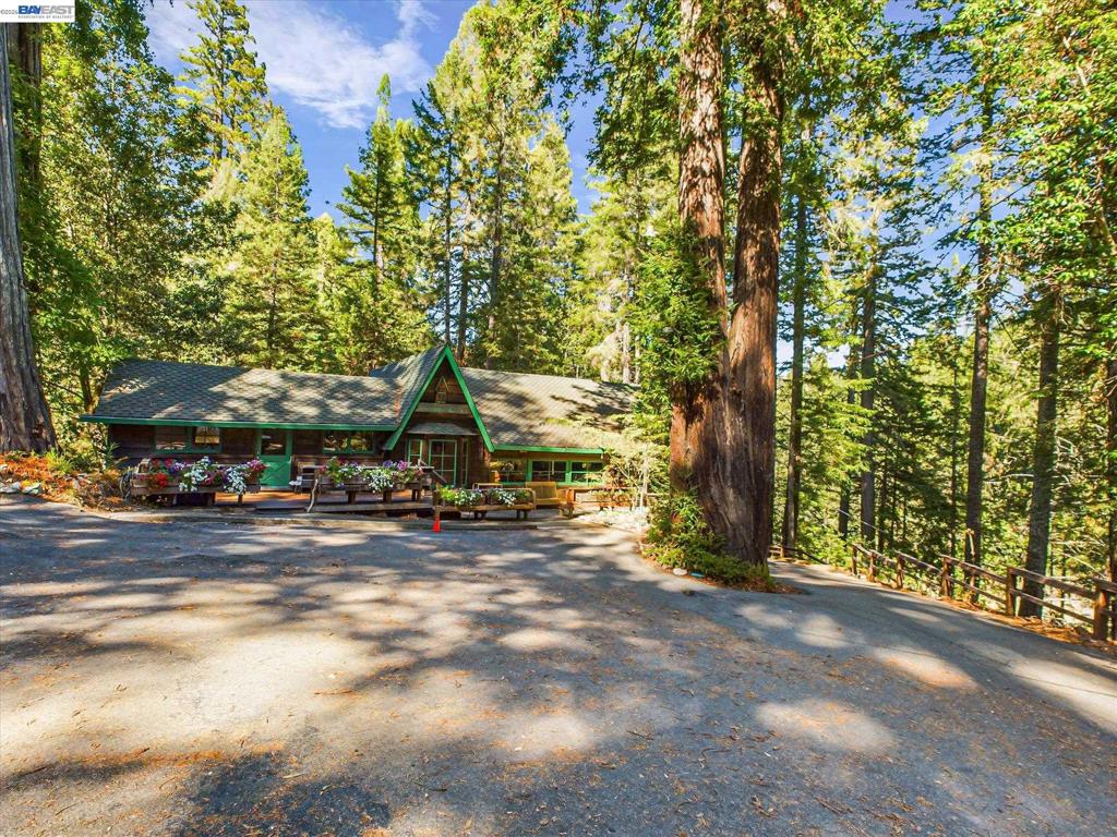 2089 St Highway 101