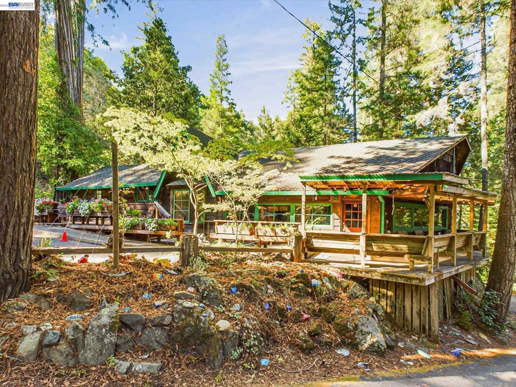 2089 St Highway 101