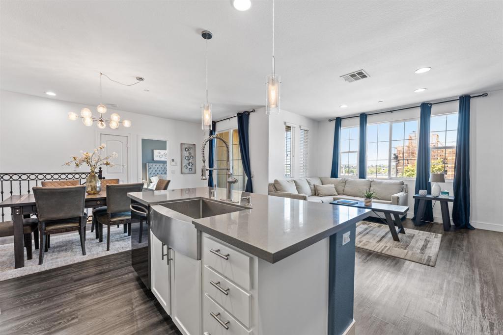 1529 El Prado Street 1