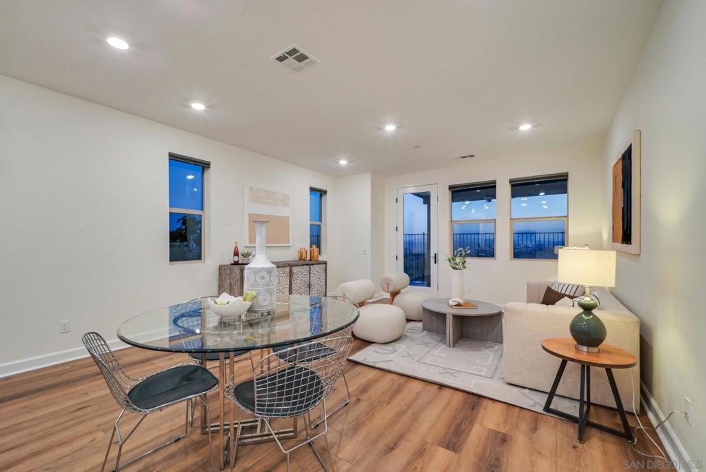 17296 Abbey Rd