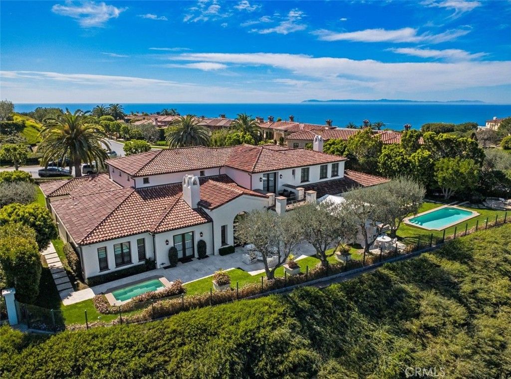 Photo of 23 Skyridge, Newport Coast, CA 92657 (MLS # OC26034503)