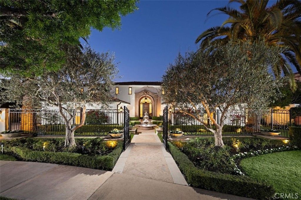 Photo of 23 Skyridge, Newport Coast, CA 92657 (MLS # OC26034503)