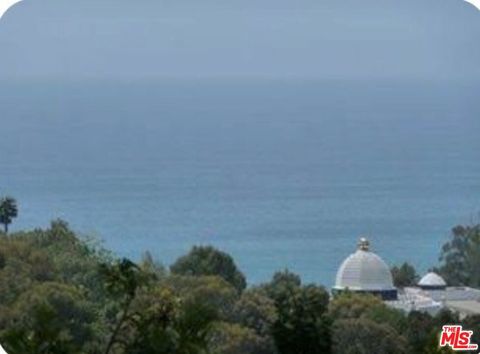 Photo of 671 Via Santa Ynez, Pacific Palisades, CA 90272 (MLS # 26642151)