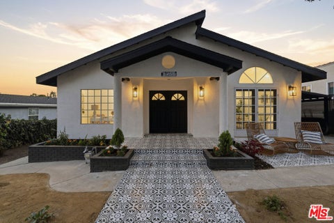 Photo of 2956 W Avenue 35 Ave, Los Angeles, CA 90065 (MLS # 26856949)