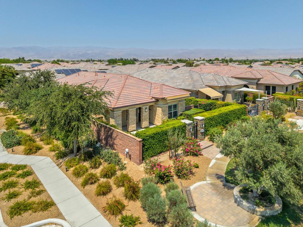 82707 Woodcreek Court