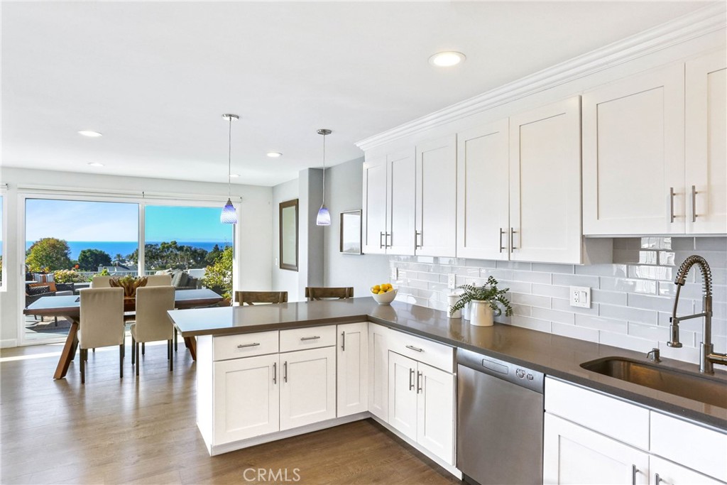 Townhomes-Seaterrace (N.S.) (NST) - Residential Lease